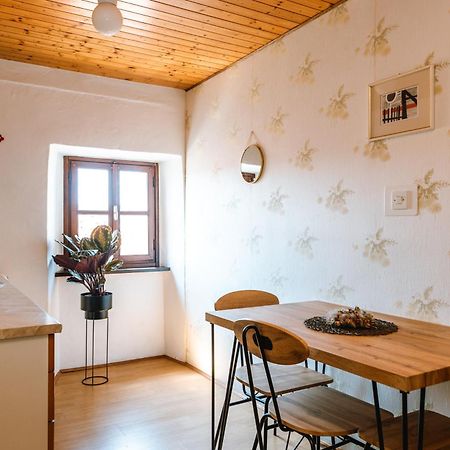 Apartment Valetovi Štanjel Екстериор снимка